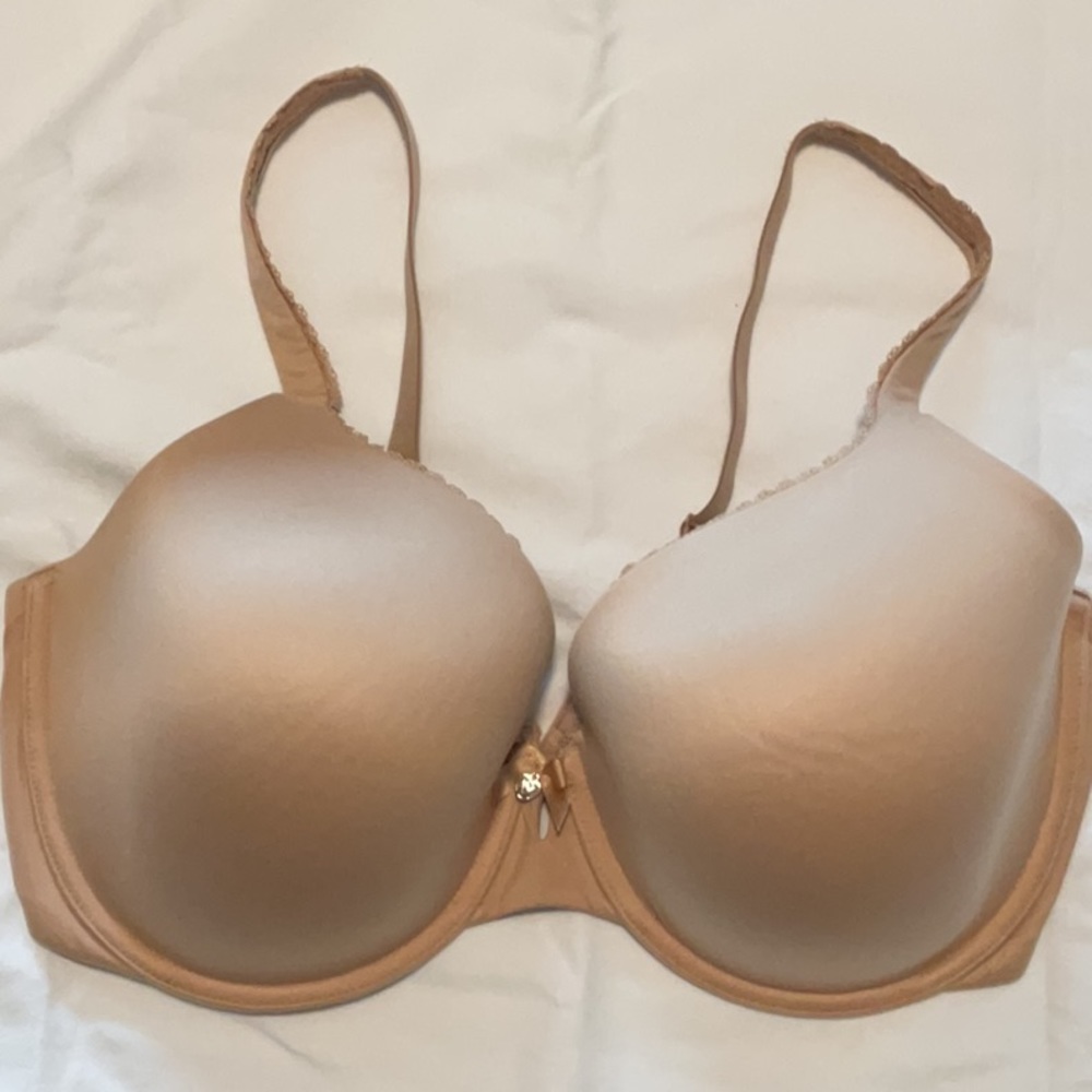EUC VS Bra 38DDD NUDE COLOR Body by Victoria.
